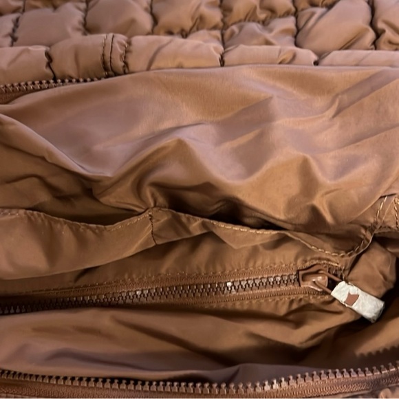 NEW Lightweight Brown Nylon Quilted Puffer Tote Bag - Picture 4 of 8